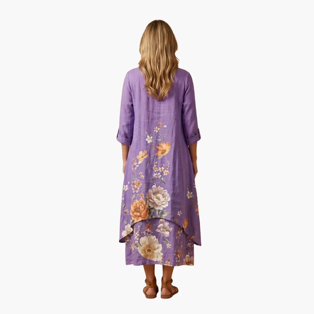 Women’s Long Sleeve Dress with Round Neckline and Side Pockets