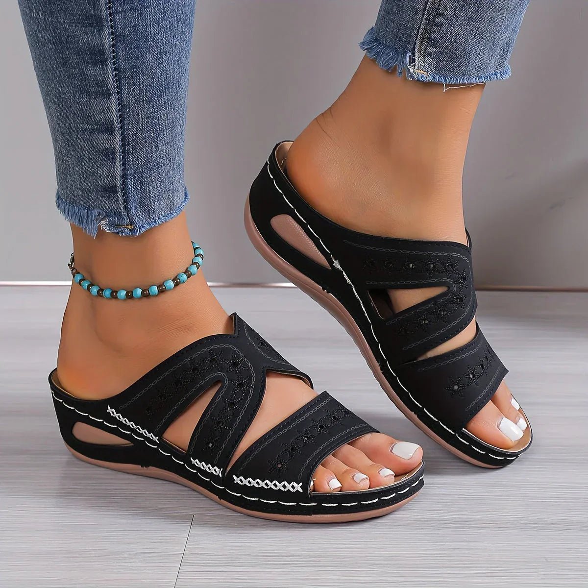 Orthopedic sandals with anti-slip sole - bellanza